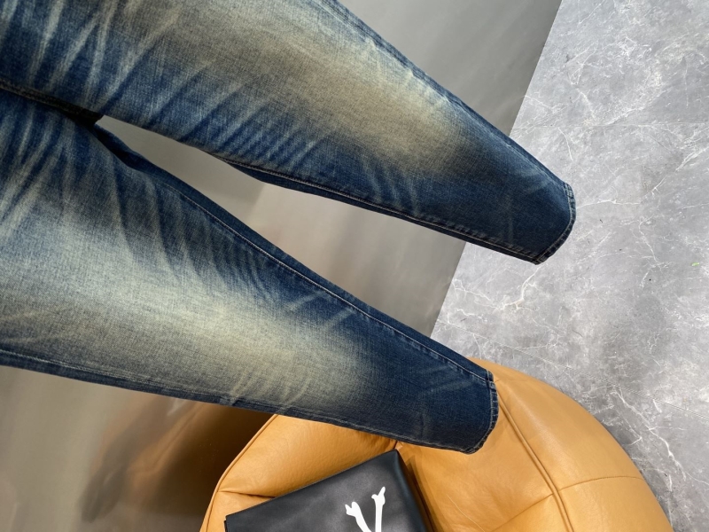 l0vis Vvtt0n jeans